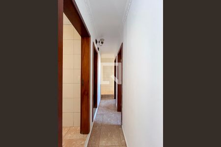 Corredor de apartamento para alugar com 2 quartos, 65m² em Jardim Maria Estela, São Paulo