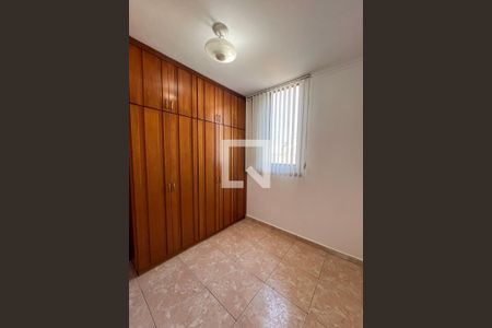 Quarto  de apartamento para alugar com 2 quartos, 65m² em Jardim Maria Estela, São Paulo