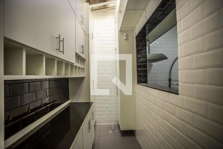 Casa para alugar com 300m², 5 quartos e 2 vagasCozinha