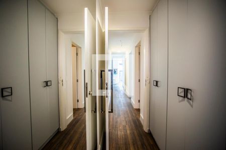 Casa para alugar com 300m², 5 quartos e 2 vagasSuíte 2