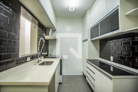 Casa para alugar com 300m², 5 quartos e 2 vagasCozinha