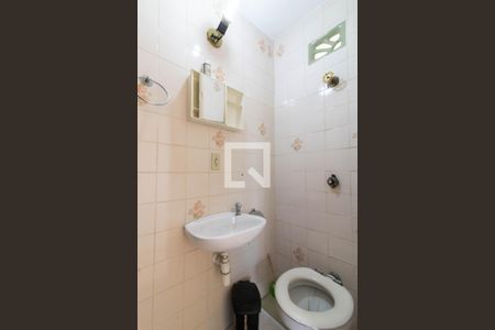 Casa à venda com 287m², 3 quartos e 2 vagasLavabo