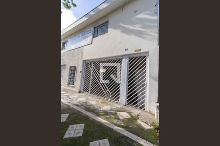 Casa à venda com 287m², 3 quartos e 2 vagasFachada