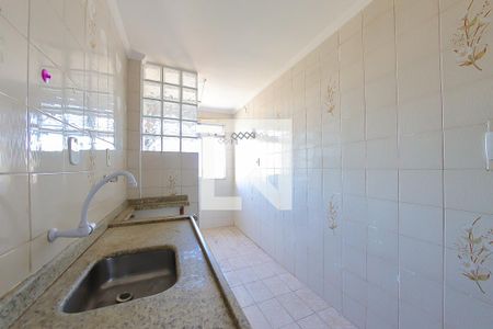 Cozinha de apartamento para alugar com 2 quartos, 48m² em Jardim Andarai, São Paulo