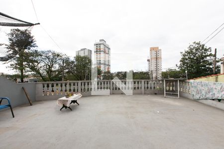 Casa para alugar com 630m², 3 quartos e 7 vagasQuintal 