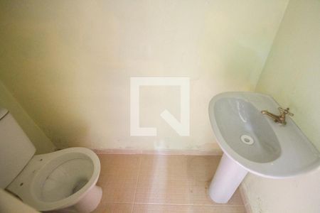 Casa para alugar com 200m², 3 quartos e 2 vagasBanheiro de Serviço