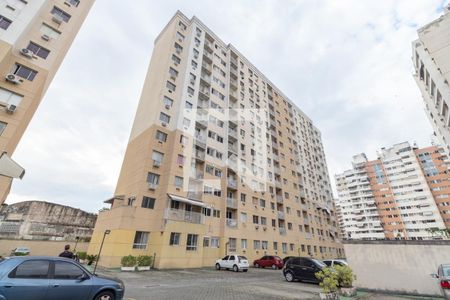 Apartamento à venda com 65m², 2 quartos e 1 vagaFachada do bloco