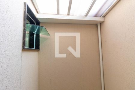 Casa de condomínio à venda com 65m², 2 quartos e 2 vagasVista da Suíte 2