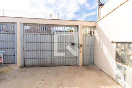 Casa de condomínio à venda com 65m², 2 quartos e 2 vagasGaragem