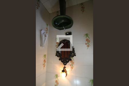 Casa para alugar com 342m², 5 quartos e 4 vagasLavabo