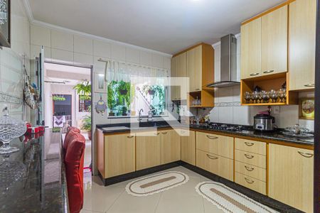 Casa à venda com 300m², 3 quartos e 2 vagas Casa à venda com 300m², 3 quartos e 2 vagasCozinha