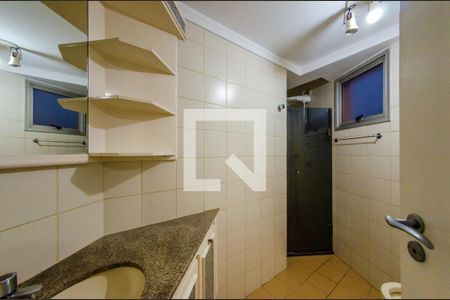 Banheiro da Suíte de apartamento para alugar com 3 quartos, 92m² em Botafogo, Campinas