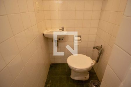 Apartamento à venda com 50m², 1 quarto e sem vaga Apartamento à venda com 50m², 1 quarto e sem vagaBanheiro de Serviço
