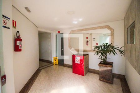 Hall de Entrada de apartamento à venda com 2 quartos, 50m² em Fazenda Aricanduva, São Paulo