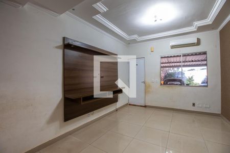 Casa de condomínio para alugar com 70m², 2 quartos e 1 vagaSala