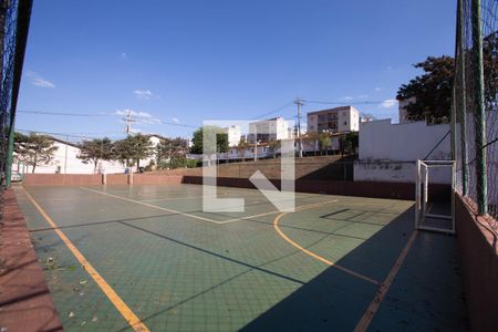 Casa de condomínio para alugar com 70m², 2 quartos e 1 vagaÁrea de serviço - quadra esportiva