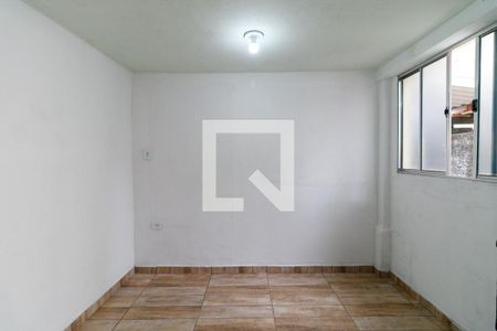 Sala de casa para alugar com 2 quartos, 100m² em Vila Paranaguá, São Paulo