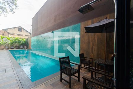 Studio à venda com 32m², 1 quarto e sem vagaÁrea comum - Piscina