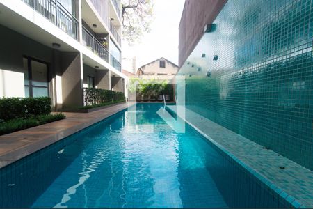 Studio à venda com 32m², 1 quarto e sem vagaÁrea comum - Piscina