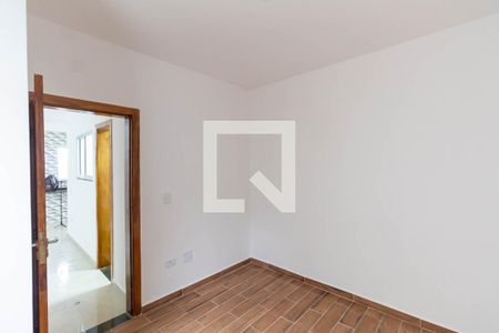 Quarto 1 de apartamento para alugar com 2 quartos, 42m² em Jardim Eliane, São Paulo