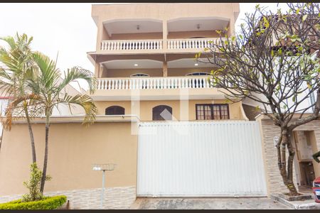 Casa para alugar com 50m², 1 quarto e 1 vaga Casa para alugar com 50m², 1 quarto e 1 vagaFachada