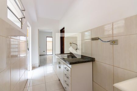 Casa para alugar com 50m², 1 quarto e 1 vaga Casa para alugar com 50m², 1 quarto e 1 vagaCozinha