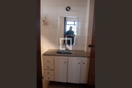 Banheiro do Quarto 1 de apartamento para alugar com 3 quartos, 116m² em Eldorado, Contagem