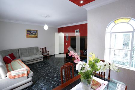 Sala de casa à venda com 3 quartos, 100m² em Vila Dalila, São Paulo