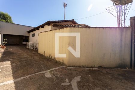 Quintal de casa para alugar com 2 quartos, 80m² em Solange Park I, Goiânia