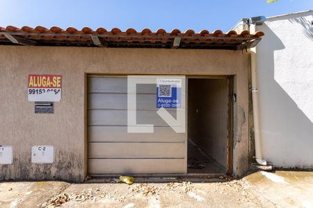 Fachada de casa para alugar com 2 quartos, 80m² em Solange Park I, Goiânia