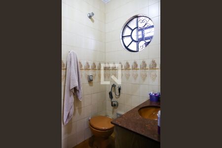Banheir da Suite 1 de casa à venda com 6 quartos, 318m² em Parque das Nações, Santo André