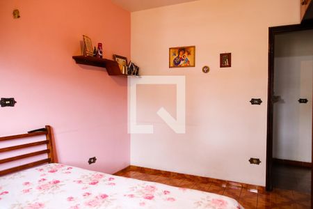 Casa à venda com 318m², 6 quartos e 4 vagas Casa à venda com 318m², 6 quartos e 4 vagasQuarto 2