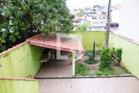 Casa à venda com 318m², 6 quartos e 4 vagas Casa à venda com 318m², 6 quartos e 4 vagasVista do Quarto 3