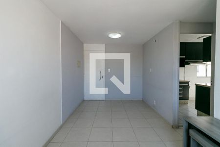 Sala de apartamento para alugar com 2 quartos, 45m² em Jardim Danfer, São Paulo