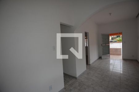 Sala de casa à venda com 3 quartos, 100m² em Irajá, Rio de Janeiro