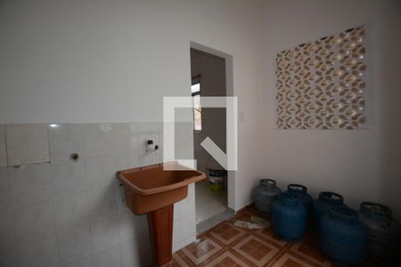 Casa à venda com 100m², 3 quartos e 1 vagaÁrea de Serviço