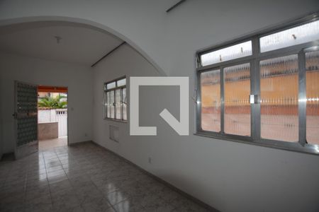 Sala de casa à venda com 3 quartos, 100m² em Irajá, Rio de Janeiro
