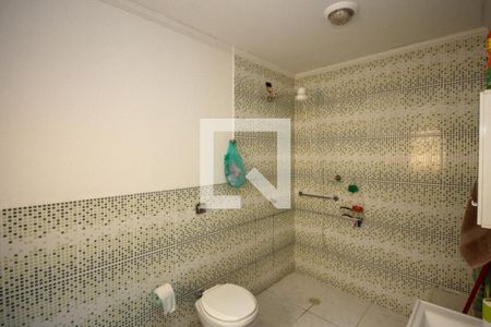 Banheiro da Suite de casa à venda com 5 quartos, 300m² em Vila Alpina, São Paulo