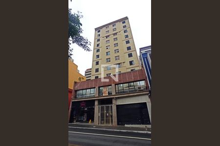 Apartamento para alugar com 86m², 2 quartos e sem vaga