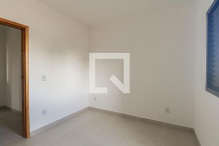 Quarto  de apartamento à venda com 1 quarto, 32m² em Vila Carrao, São Paulo