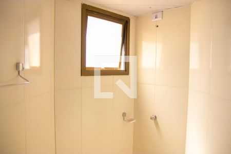 Apartamento para alugar com 110m², 3 quartos e sem vaga Apartamento para alugar com 110m², 3 quartos e sem vagaBanheiro 1