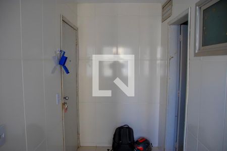 Apartamento para alugar com 110m², 3 quartos e sem vaga Apartamento para alugar com 110m², 3 quartos e sem vagaÁrea de Serviço