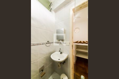 Apartamento para alugar com 60m², 2 quartos e sem vaga Apartamento para alugar com 60m², 2 quartos e sem vagaBanheiro da Suíte