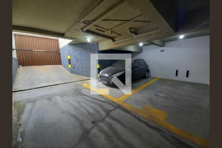 Apartamento para alugar com 4 quartos, 120m² em Sagrada Família, Belo Horizonte