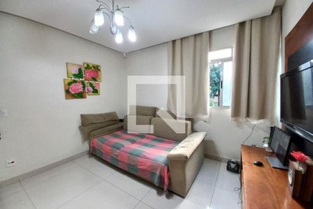 Sala de apartamento à venda com 3 quartos, 70m² em Floramar, Belo Horizonte