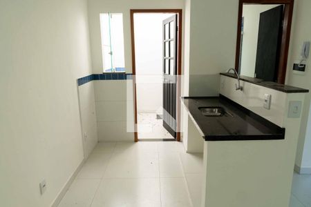 Cozinha de casa de condomínio para alugar com 1 quarto, 36m² em Engenho do Mato, Niterói