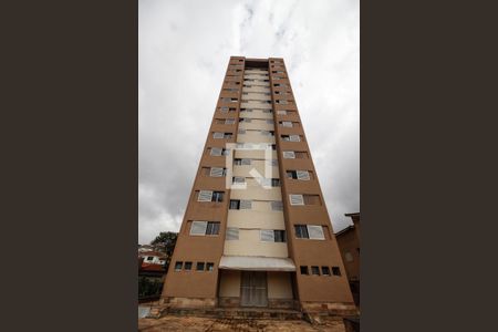 Apartamento para alugar com 58m², 2 quartos e 1 vaga Apartamento para alugar com 58m², 2 quartos e 1 vagaFachada do bloco