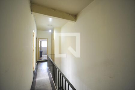 Casa à venda com 200m², 3 quartos e 2 vagasCorredor