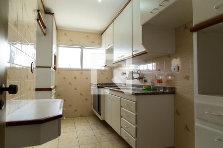 Apartamento à venda com 75m², 2 quartos e 1 vaga Apartamento à venda com 75m², 2 quartos e 1 vagaCozinha