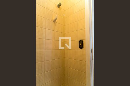 Apartamento à venda com 75m², 2 quartos e 1 vaga Apartamento à venda com 75m², 2 quartos e 1 vagaBanheiro de serviço